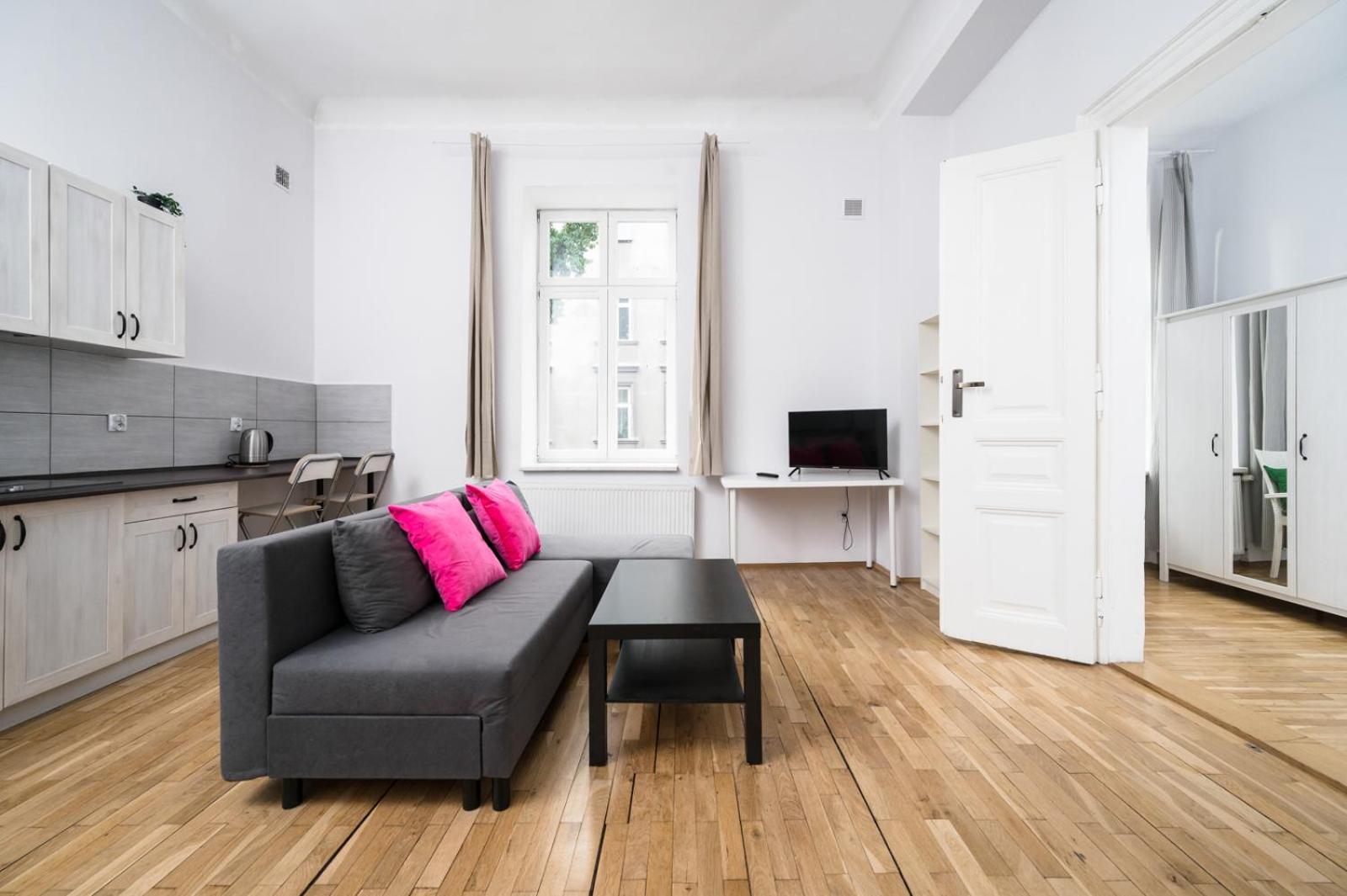 One-Bedroom Apartment